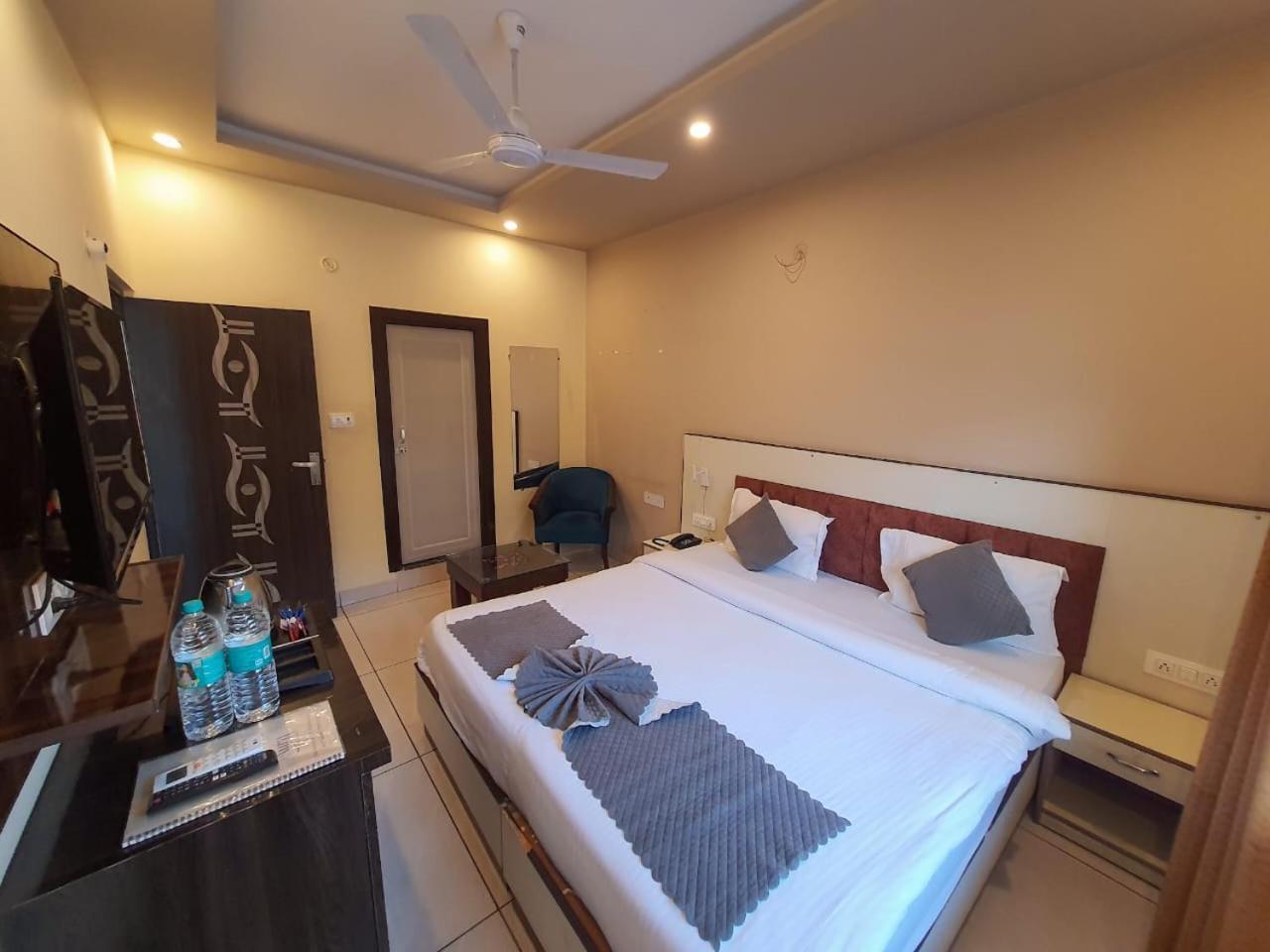 Tapovan New Residency By Ftp Hotels Rishīkesh Екстериор снимка